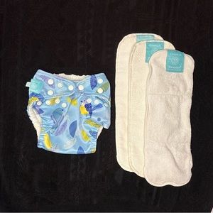 CHARLIE BANANA One-Size Diaper + 3 fleece liners. 0-36 months. Blue w/birds.